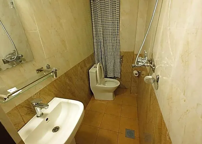 Triratna Hotel